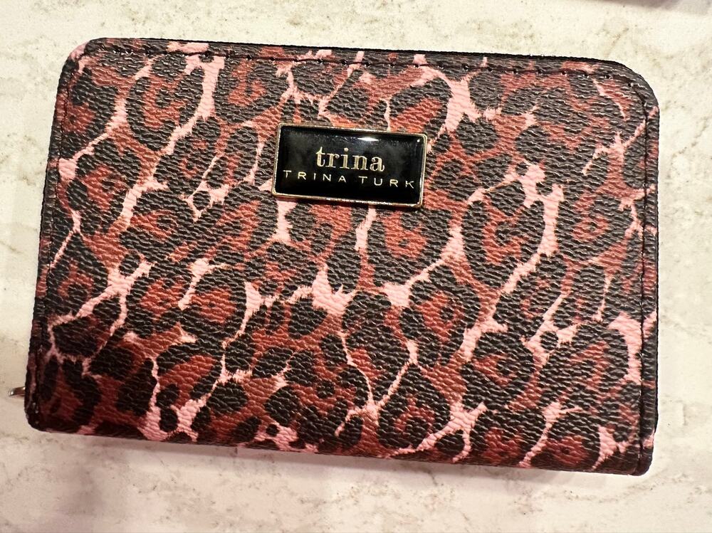 NWT Trina Turk Leopard Print Zip Around Wallet Vegan Leather Pink MSRP $58